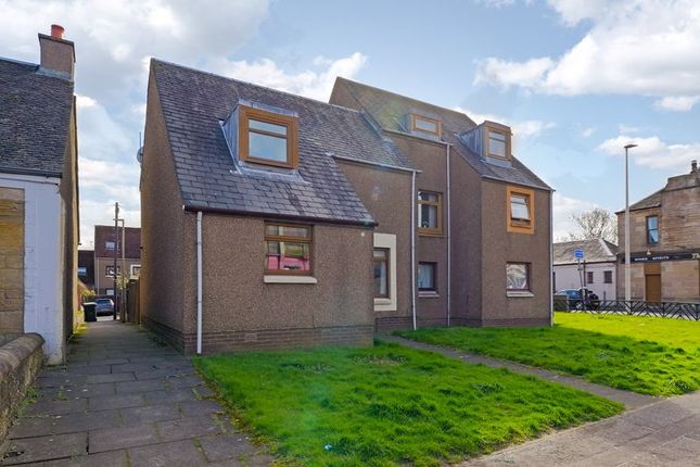 End terrace house for sale in Grahams Road, Falkirk