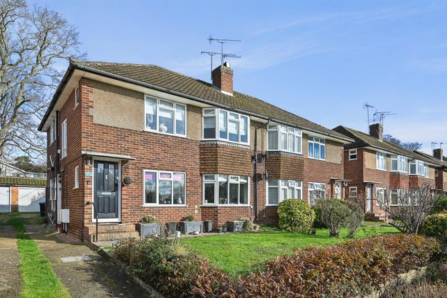 Thumbnail Flat for sale in Pennylets Green, Stoke Poges