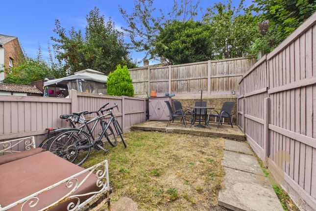 61 Maldon Road, Colchester photo 4