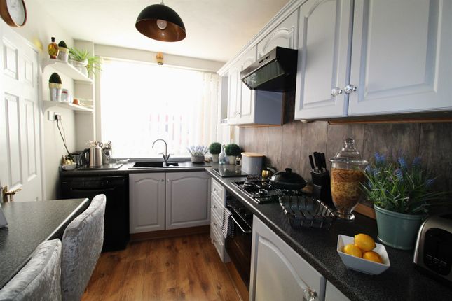 Terraced house for sale in Norbury Close, Knutsford