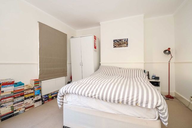 17, Noyna Road, London photo 4