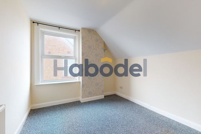 Flat 5, 72 Sandbeck Avenue, Skegness photo 4