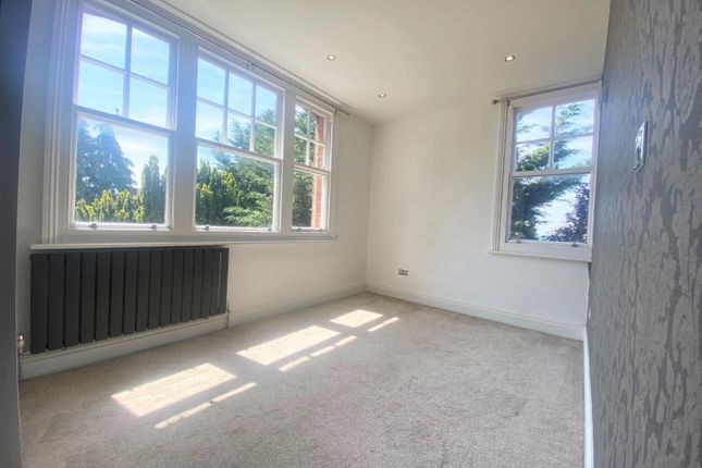2 St Hilda's Mount, Marsh Lane, Mill Hill photo 5
