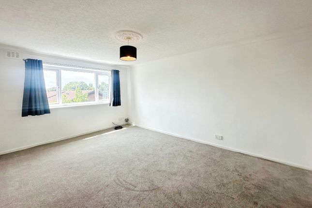 20, Highbank, Pendlebury photo 4