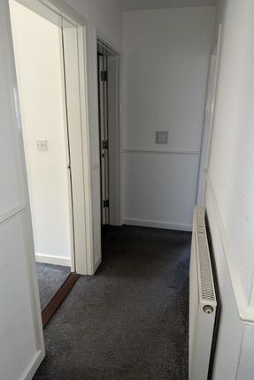 Flat 2 Charlotte Court, 22a Woodland Road East, Colwyn Bay photo 3