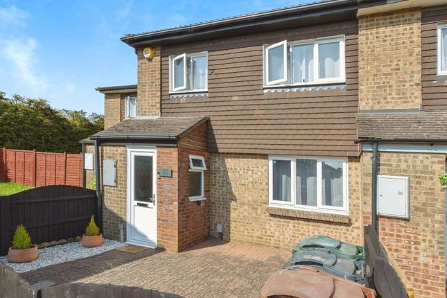Terraced house for sale in Towers View, Kennington, Ashford