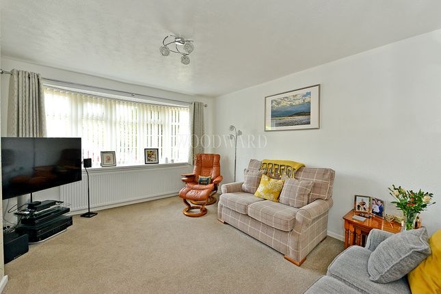 2, Morleyfields Close, Ripley photo 2