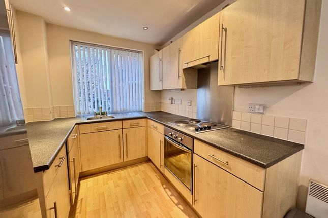 Apt 23, Nottingham photo 3