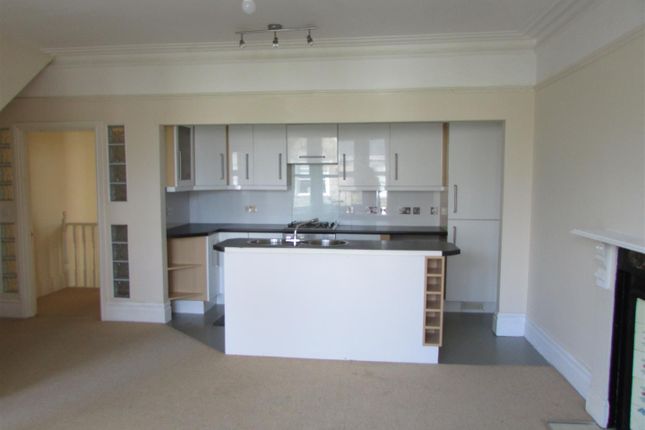 Upper Flat, 16, Pendarves Road, Penzance TR18, Penzance photo 2