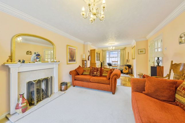 Kingsley Court, WELWYN GARDEN CITY photo 3