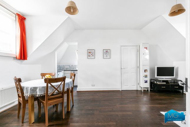 Thumbnail Flat to rent in Kitchener House, 122 Hillfield Avenue, Crouch End