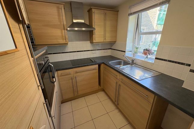 Apartment 6, Jowett Court, Highfield Road, Bradford photo 3
