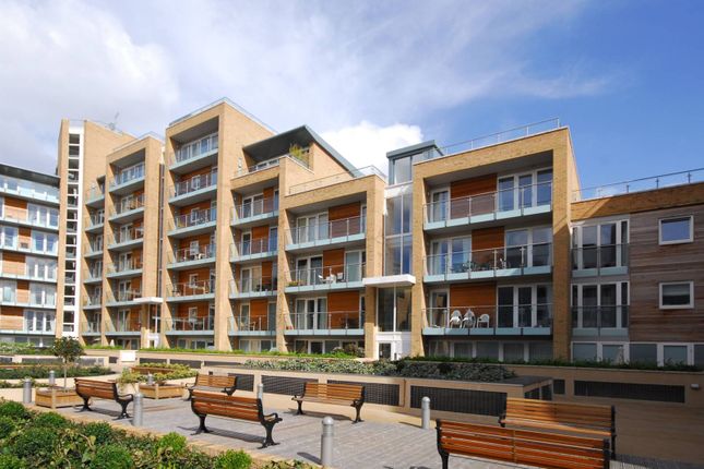 Homes To Let In Battersea Park Road London Sw8 Rent Property Thumbnail Flat To Rent In Battersea Park Road