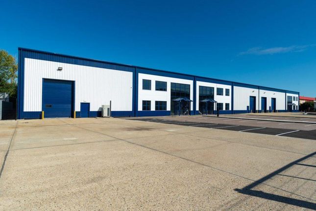 Thumbnail Industrial to let in Unit 3, Sovereign Park, Laporte Way, Luton