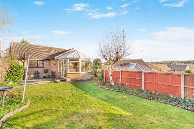 18, Robey Close, Mansfield photo 3