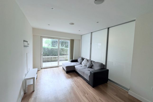 Claremont House, London photo 3