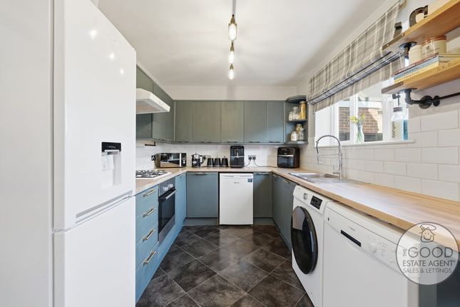 99, Jessel Drive, Loughton photo 5