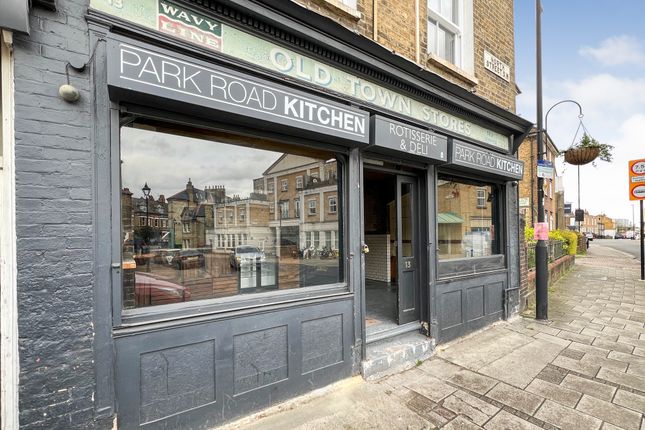 Restaurant/cafe to let in North Street, London