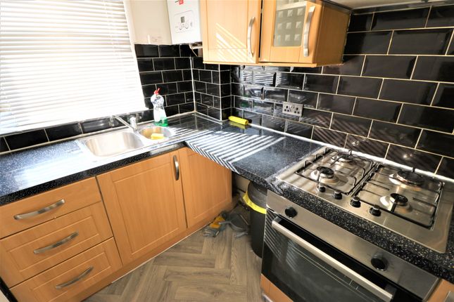 80 Aldborough Road South,, Aldborough Road South, Ilford photo 4