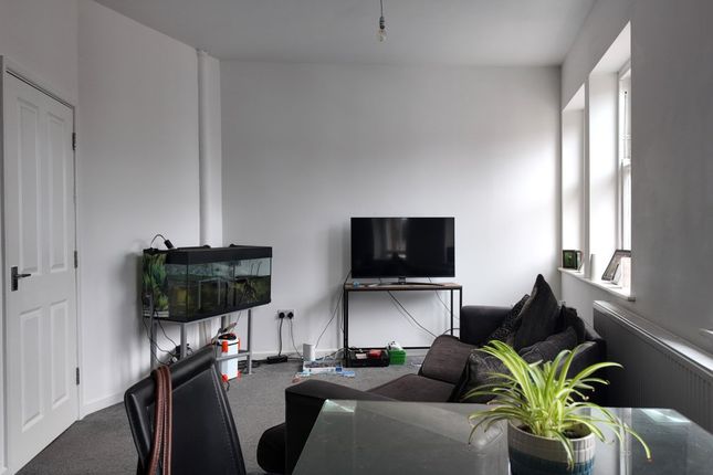 Flat 2, Jubilee Building, Victoria Street photo 3