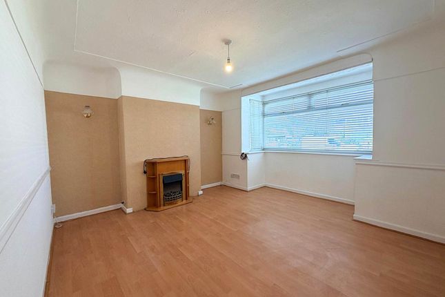 1, Leeside Close, Liverpool photo 2