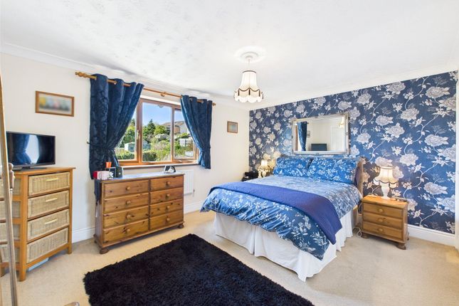 1 Vicarage Gardens,, Egloshayle Road, Cornwall photo 2