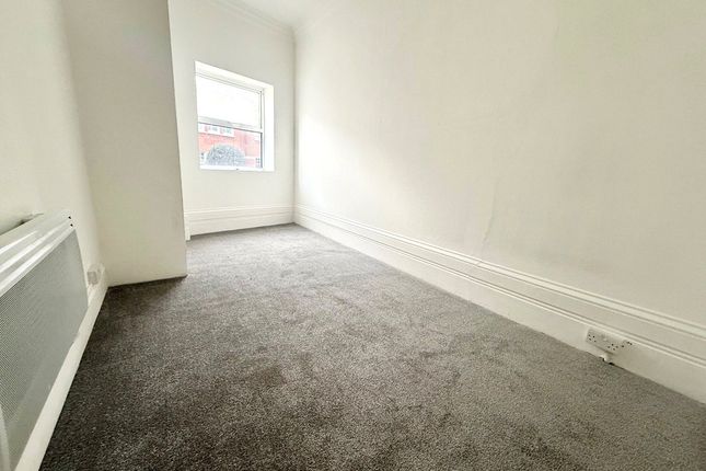 Flat 1,, 30 Terrapin Road, London photo 4