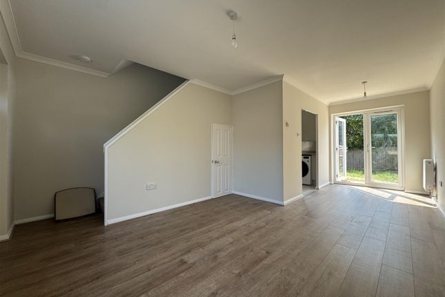 21, Webbs Wood, Swindon photo 2