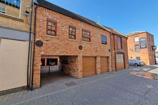 Flat for sale in Drury Lane, Rugby
