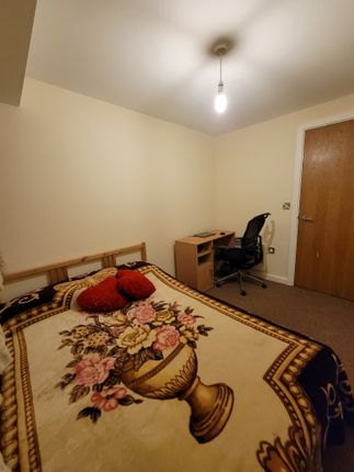 Flat to rent in Kinvara Heights, 3 Rea Place, Birmingham, West Midlands