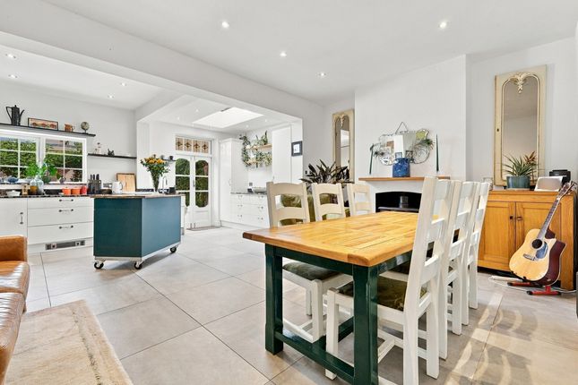 24, Nelson Road, Leigh-on-sea photo 3