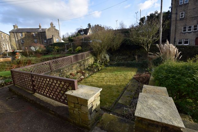 7, East Street, Holmfirth photo 4