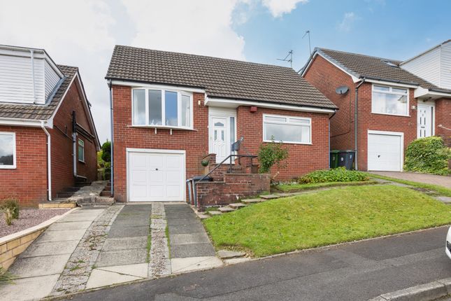 Thumbnail Detached house for sale in Bracken Close, Springhead, Oldham