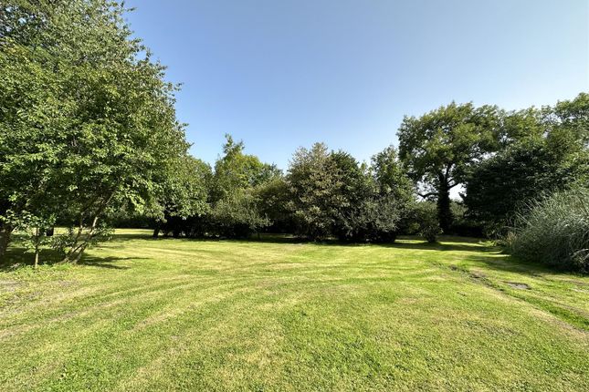 Country house for sale in Lyonshall, Kington