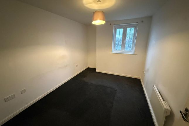 42, Langwood Court, Rossendale photo 4