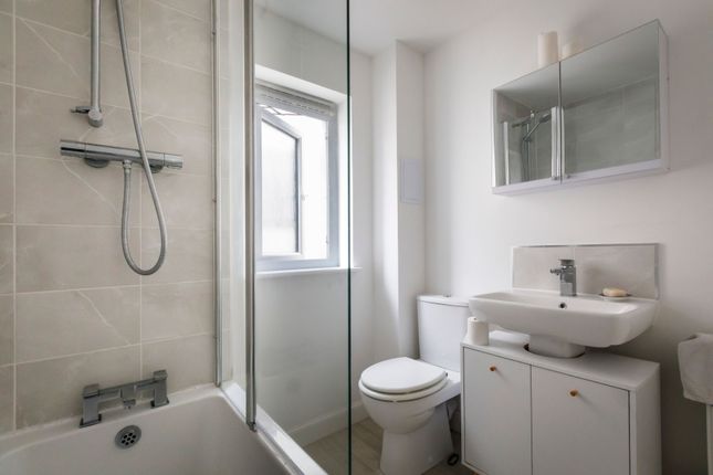 13, Lumsden Wynd, Edinburgh photo 4
