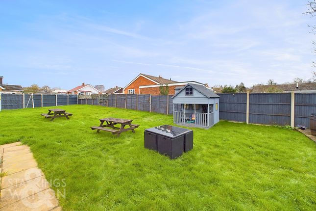 Property for sale in St. Marys Close, Newton Flotman, Norwich