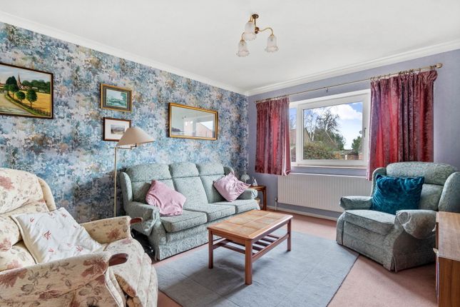 10, Lyfs Lane, Worcester photo 3