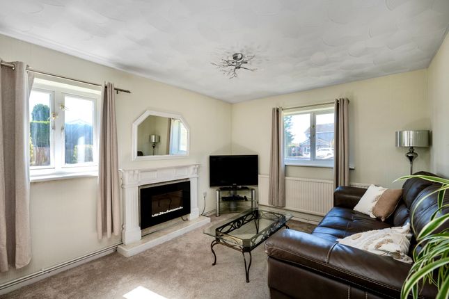 23 Tudor Court, Swansea photo 3