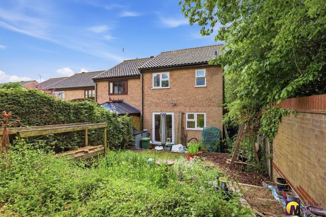 24, Gatesbury Way, Puckeridge photo 3