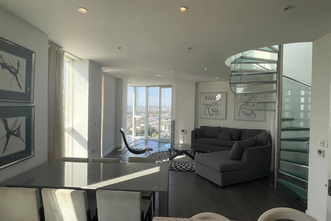 Flat for sale in Tennyson Apartment, Croydon, Croydon