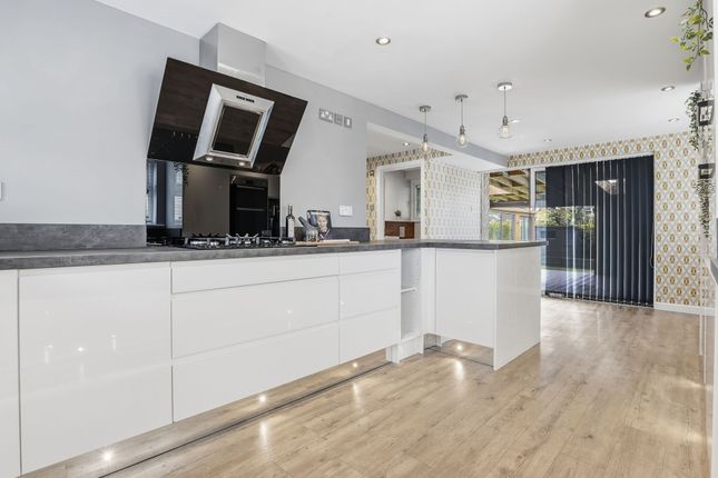 7 Kennet Drive, Milton Keynes photo 2