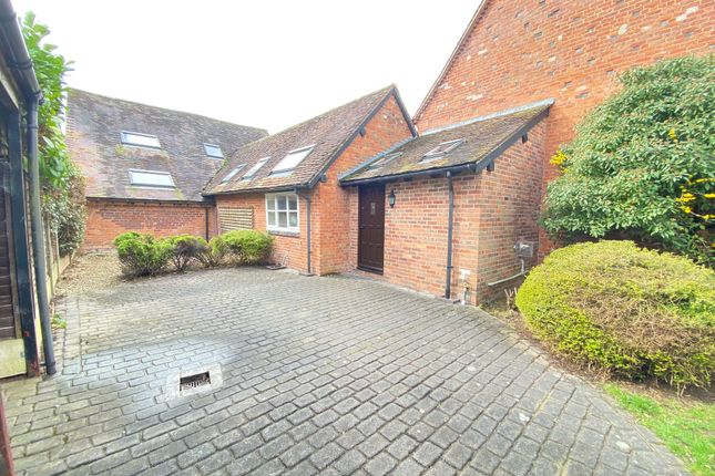 Thumbnail Country house to rent in Newhouse Lane, Upton Warren, Bromsgrove