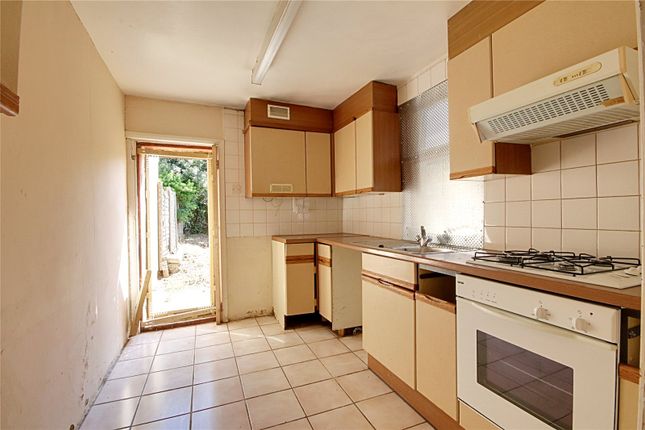 2, Nelson Road, Enfield photo 4