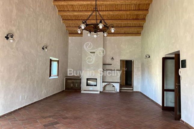 Cottage for sale in Strada Provinciale 24, Sicily, Italy