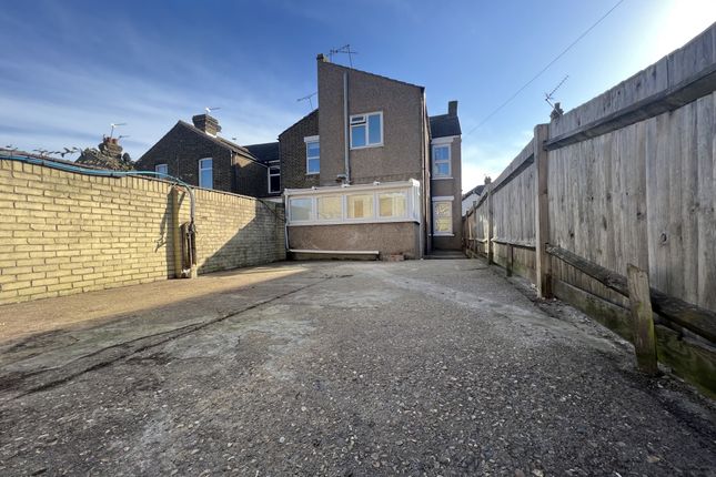 End terrace house to rent in Wickham Street, Welling