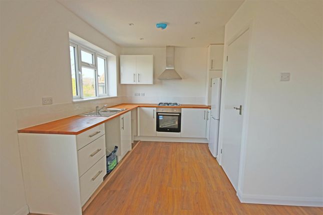 137, Carden Hill, Brighton photo 2