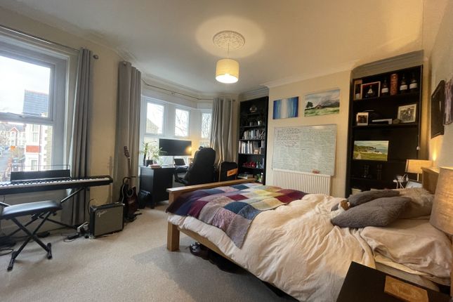 29, Clodien Avenue, Cardiff photo 3