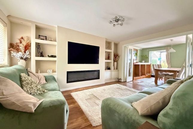 23, Pridhams Way, Exeer photo 2