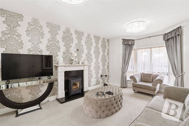 Torrance Close, Hornchurch photo 3